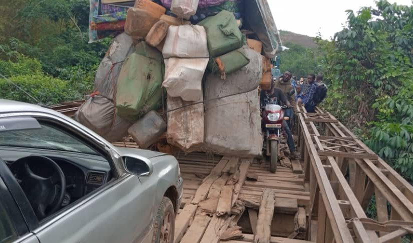 L’axe routier Bukavu-Kamanyola, à travers NGOMO sur la RN5 de nouveau impraticable