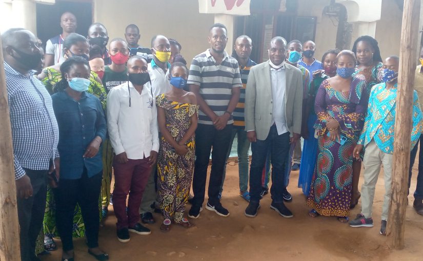 CONSOLIDATION DE LA PAIX A TRAVERS LE COMMERCE TRANSFRONTALIER . FORMATION DES JEUNES ENTREPRENEURS DE KAMANYOLA SUR L’ÉDUCATION FINANCIÈRE