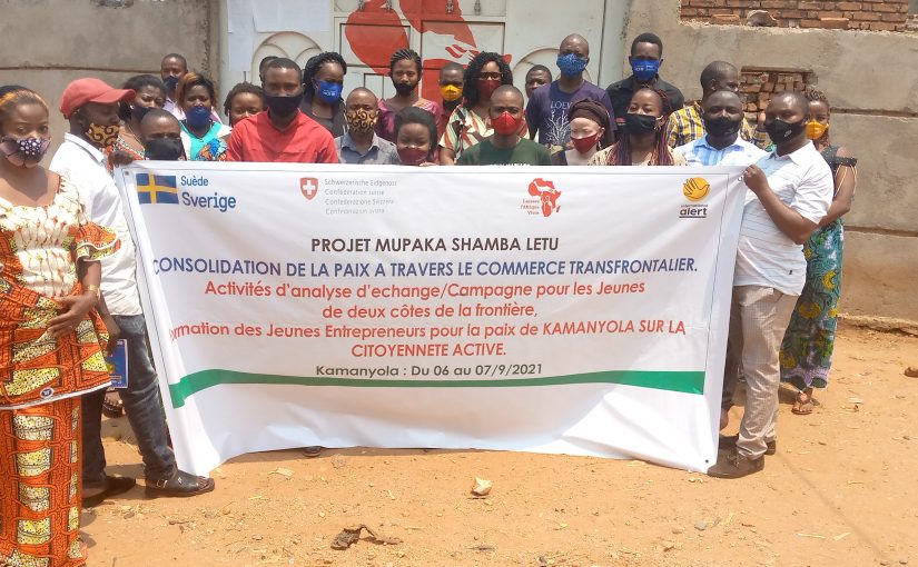 CONSOLIDATION DE LA PAIX A TRAVERS LE COMMERCE TRANSFRONTALIER. ACTIVITÉ D’ANALYSE  D’ÉCHANGE POUR LES JEUNES DE DEUX CÔTE DE LA FRONTIÈRE.  FORMATION DES JEUNES ENTREPRENEURS DE KAMANYOLA SUR LA CITOYENNETÉ ACTIVE.